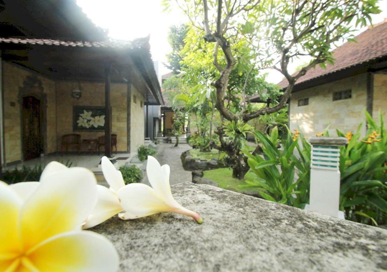 Taman Sari Cottages Kuta  Exterior photo